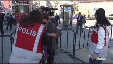 İstanbul Taksim'de 19 Mayıs coşkusu