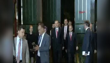 Erdoğan: Sizler kalemin silahtan üstün olduğuna inanan bir gençliksiniz - 1