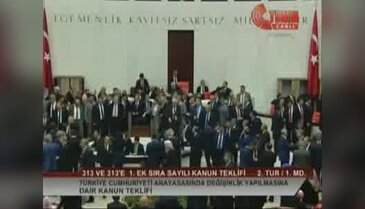 Dokunulmazlıkların kaldırılması için Meclis'te 2'nci tur oylama - 2