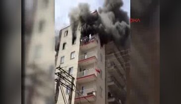 Apartmanın 5'inci katındaki dairede yangın çıktı