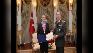 Nobel ödüllü Sancar'a 'Türk Silahlı Kuvvetleri Başarı Madalyası'