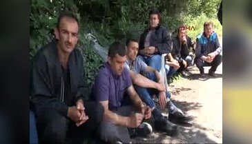 Maden ocağında ücret eylemi sürüyor