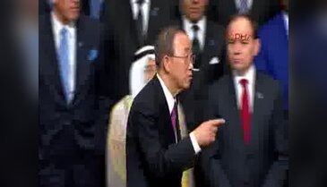 Liderler aile fotoğrafı çektirdi