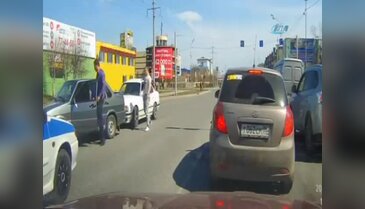 Tam kavga çıkacaktı ki...