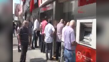 Banka şubesindeki kavgaya biber gazlı müdahale
