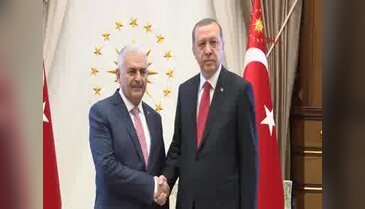 Erdoğan, 65. Hükümet'i kurmakla görevlendirdiği Binali Yıldırım'ı kabul etti