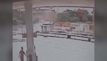 Kamyonet kavşakta otomobili biçti: 2 ölü, 2 yaralı