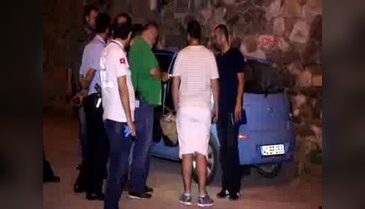 Kiraladığı otomobilde battaniyeye sarılı cesedi bulundu