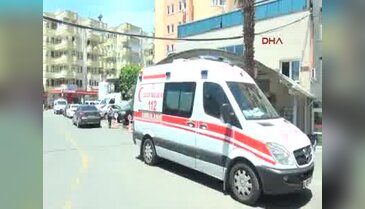 Bıçaklandıktan sonra otomobille kaza yaptı, hastanede öldü