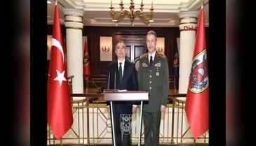 Bakan Yılmaz'dan Genelkurmay Başkanı Akar'a veda ziyareti