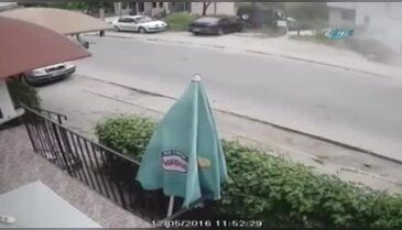 Trafik canavarı yayaları böyle ezdi: 1 ölü, 2 yaralı