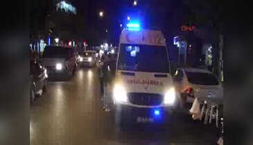 Otomobil motosiklete çarptı 1 yaralı