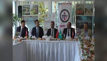 Kazakistan heyetine Antalya tanıtımı