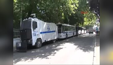 Yıldız'da bulunan mimarlar odası binasında tahliye gözaltıları - 1
