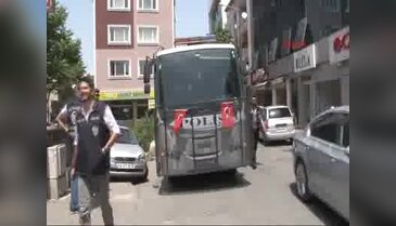 Gözaltına alınan mimarlar odası yöneticileri sağlık kontrolünden geçirildi