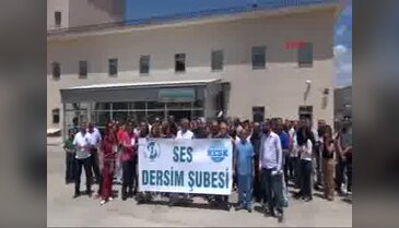 Devlet hastanesi çalışanları çay ve simitle yemek boykotu yaptı