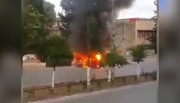 LPG'li otomobil seyir halinde cayır cayır yandı