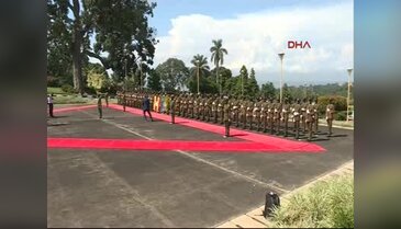 Cumhurbaşkanı Erdoğan Uganda'da resmi törenle karşılandı