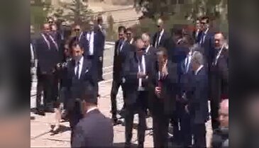 Başbakan Yıldırım Rauf Denktaş'ın kabrini ziyaret etti - 1