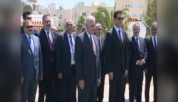 Başbakan Yıldırım Rauf Denktaş'ın kabrini ziyaret etti - 2