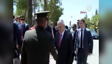 Başbakan Yıldırım Boğaz Şehitliği'ni Ziyaret Etti