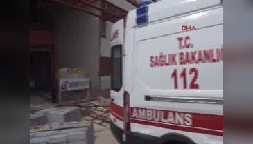 İskeleden düşen işçi yaralandı