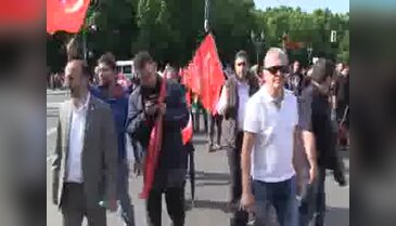 Berlin'de sözde "Ermeni Soykırımı" karar tasarısı protestosuna yoğun katılım - 1