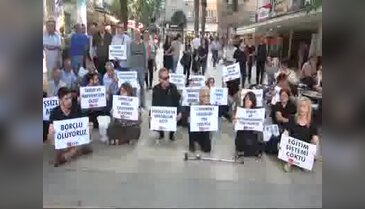 CHP Denizli'den 'Farkında mısınız' oturma eylemi