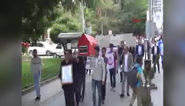 Eskişehir'de 'Muhsin Yazıcıoğlu' tabutu ile 'Adalet İstiyoruz' yürüyüşü