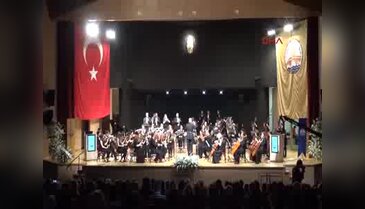 62 yaşındaki üniversiteyi birincilikle bitirdi
