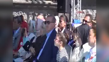 Erdoğan: Çalışıyorum diye annelikten imtina eden kadın, kadınlığını inkar ediyor demektir - 1