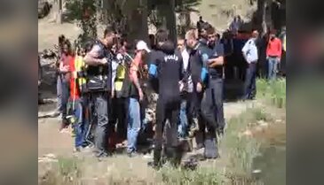 Muradiye Şelalesi'nde 1 öğrenci boğuldu, 1 öğrenci kayıp