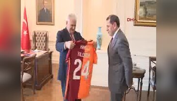 Başbakan Yıldırım, Galatasaray Başkanı Özbek'i kabul etti