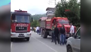 Kamyonun çarptığı 2 çocuk öldü