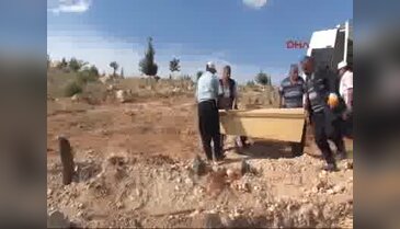 IŞİD'in sözde emirinin cesedi Kimsesizler Mezarlığı'na defnedildi