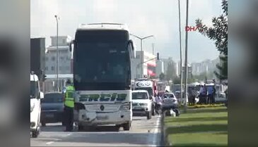 Yolcu otobüsü, otomobile çarptı 1 ölü