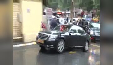 Erdoğan, yaralıların bulunduğu Haseki Hastanesi'nde - 1