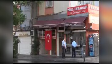 Bombalı saldırıda zarar gören iş yerlerine Türk bayrakları asıldı