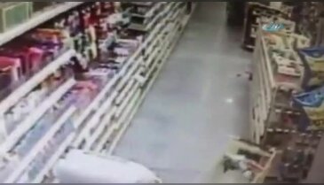 Markette 13 yaşındaki kızı kaçırmak istedi