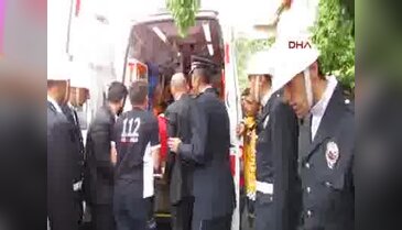 Afyonkarahisar'da Şehit Polis Yaşar Özlem'in cenazesi son yolculuğuna uğurlanıyor - 1