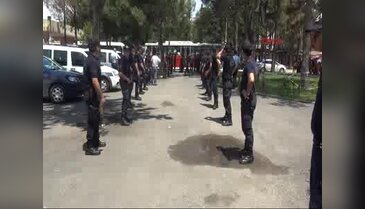 Adana merkezli FETÖ/PDY operasyonunda 30 zanlı adliyede