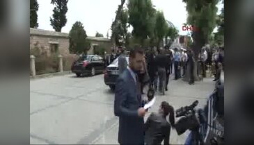 Kılıçdaroğlu'nun camiden ayrılışı sırasında gerginlik - 2