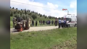 Karaman traktörün altında kalan cenazeyi köylüler çıkardı