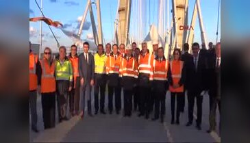 Bakan Ahmet Arslan 3 üncü köprüde işçilerle iftar yaptı - 2