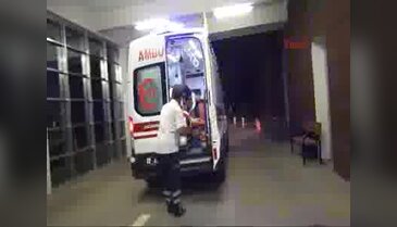 Adıyaman'da otomobil şarampole devrildi: 3 yaralı