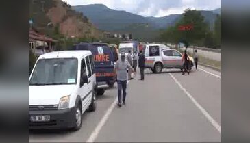 Karabük'te çalışma yapılan demiryolunda tren iş makinelerine çarptı: 1 yaralı