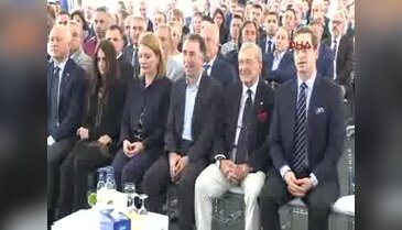 Bursa'da Mustafa Koç spor salonu törenle açıldı