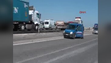 Konya'da tır ile minübüs çarpıştı 10 ölü 4 yaralı - 2