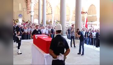 Edirne Midyat Şehidi Polis Memuru Nefize Özsoy son yolculuğuna uğurlanıyor - 2