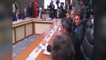 Milli Savunma Komisyonu'nda HDP'li ve AK Partili milletvekilleri tartıştı